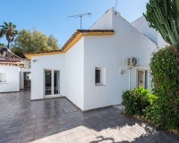 Resale - Villa - Marbella - San Pedro de Alcántara