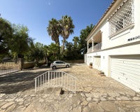 Resale - Villa - Marbella - San Pedro de Alcántara