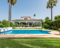 Resale - Villa - Marbella - San Pedro de Alcántara