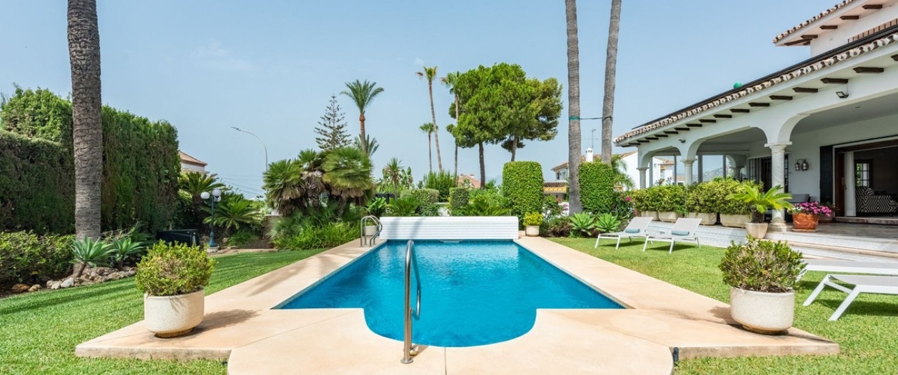 Resale - Villa - Marbella - San Pedro de Alcántara