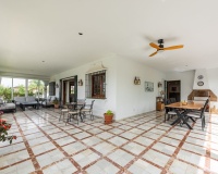 Resale - Villa - Marbella - San Pedro de Alcántara