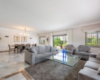 Resale - Villa - Marbella - San Pedro de Alcántara