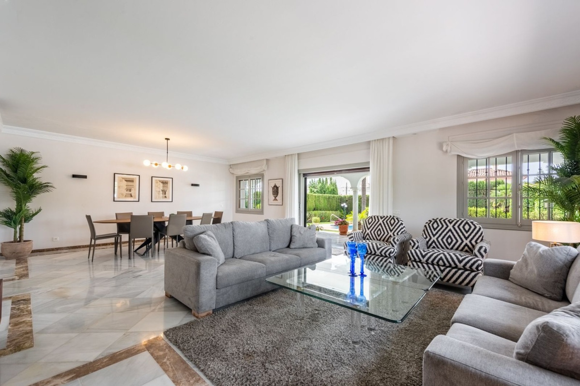 Resale - Villa - Marbella - San Pedro de Alcántara