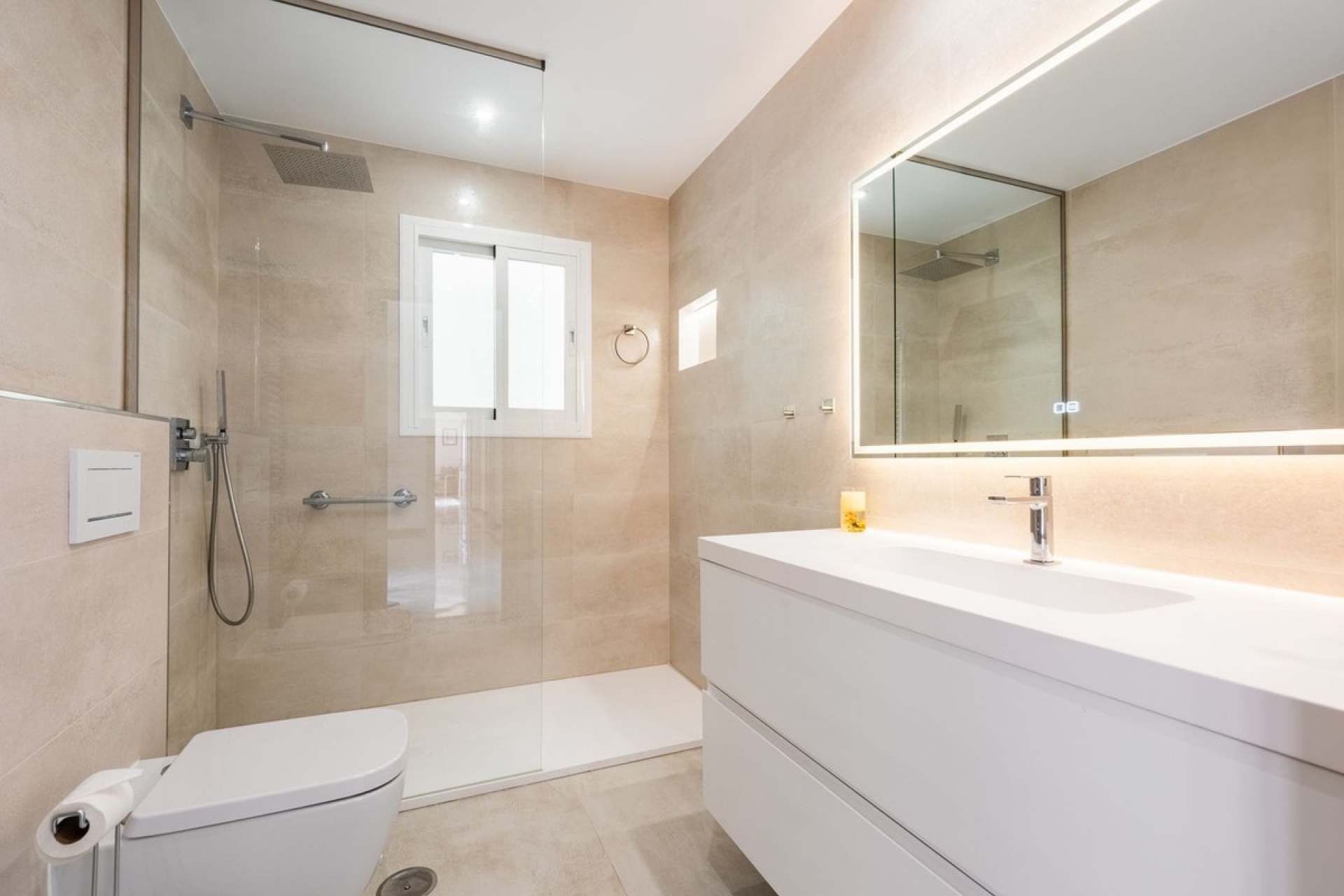 Resale - Villa - Marbella - San Pedro de Alcántara