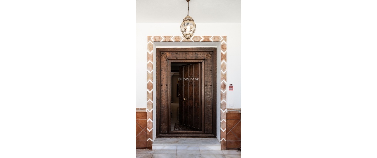 Resale - Villa - Marbella - San Pedro de Alcántara