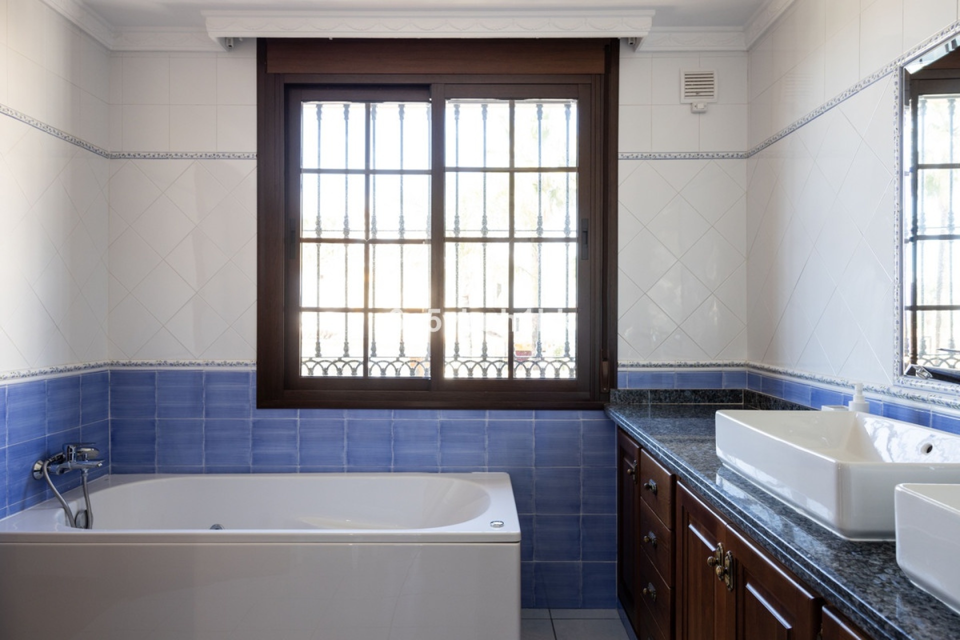 Resale - Villa - Marbella - San Pedro de Alcántara