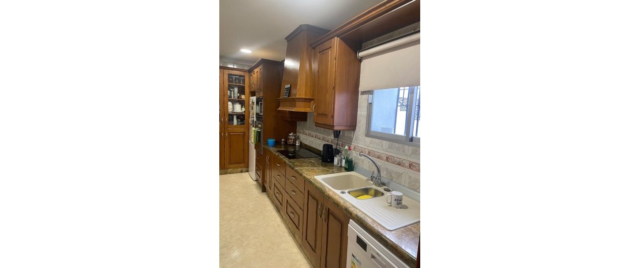 Resale - Villa - Marbella - San Pedro de Alcántara