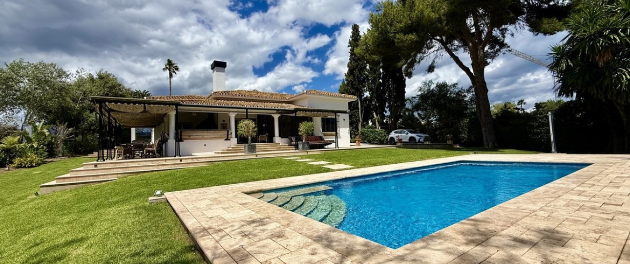 Resale - Villa - Marbella - San Pedro de Alcántara