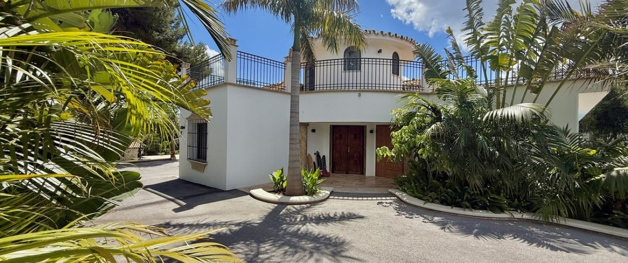 Resale - Villa - Marbella - San Pedro de Alcántara