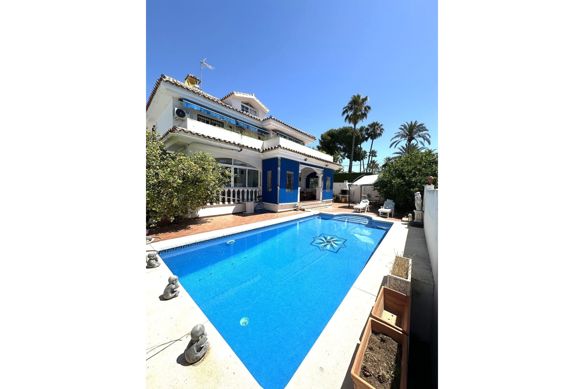 Resale - Villa - Marbella - San Pedro de Alcántara