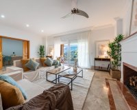 Resale - Villa - Marbella - Santa Clara