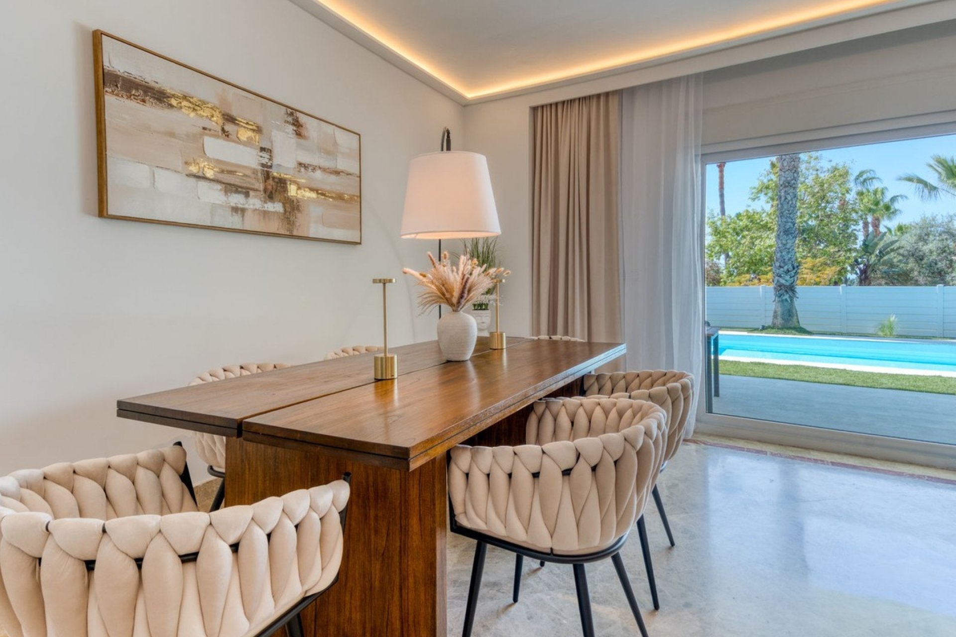 Resale - Villa - Marbella - Santa Clara