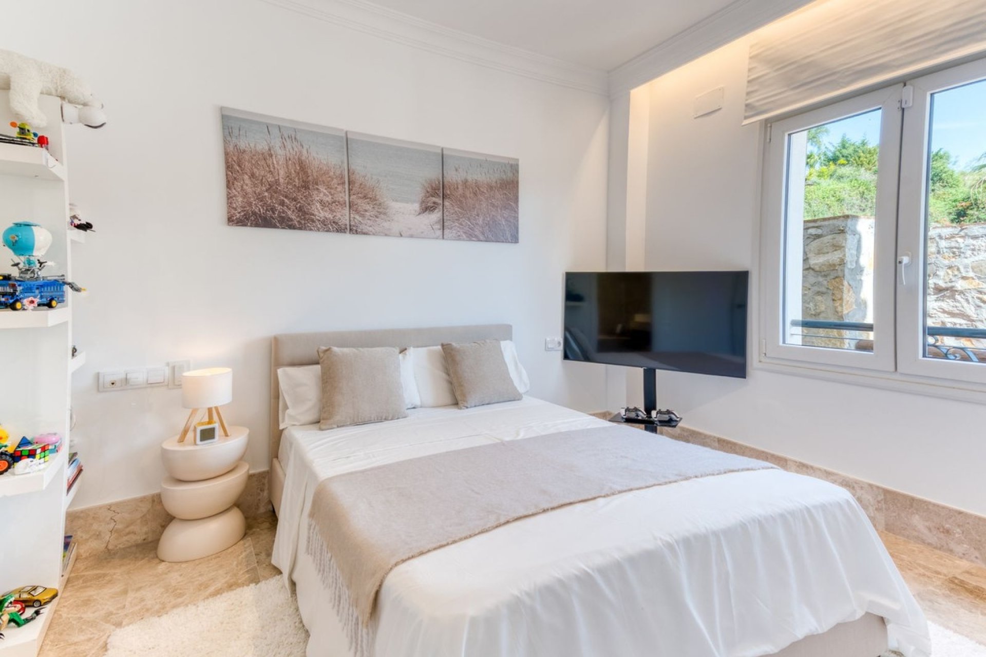Resale - Villa - Marbella - Santa Clara