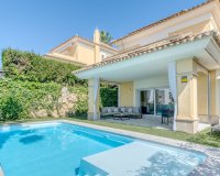 Resale - Villa - Marbella - Santa Clara