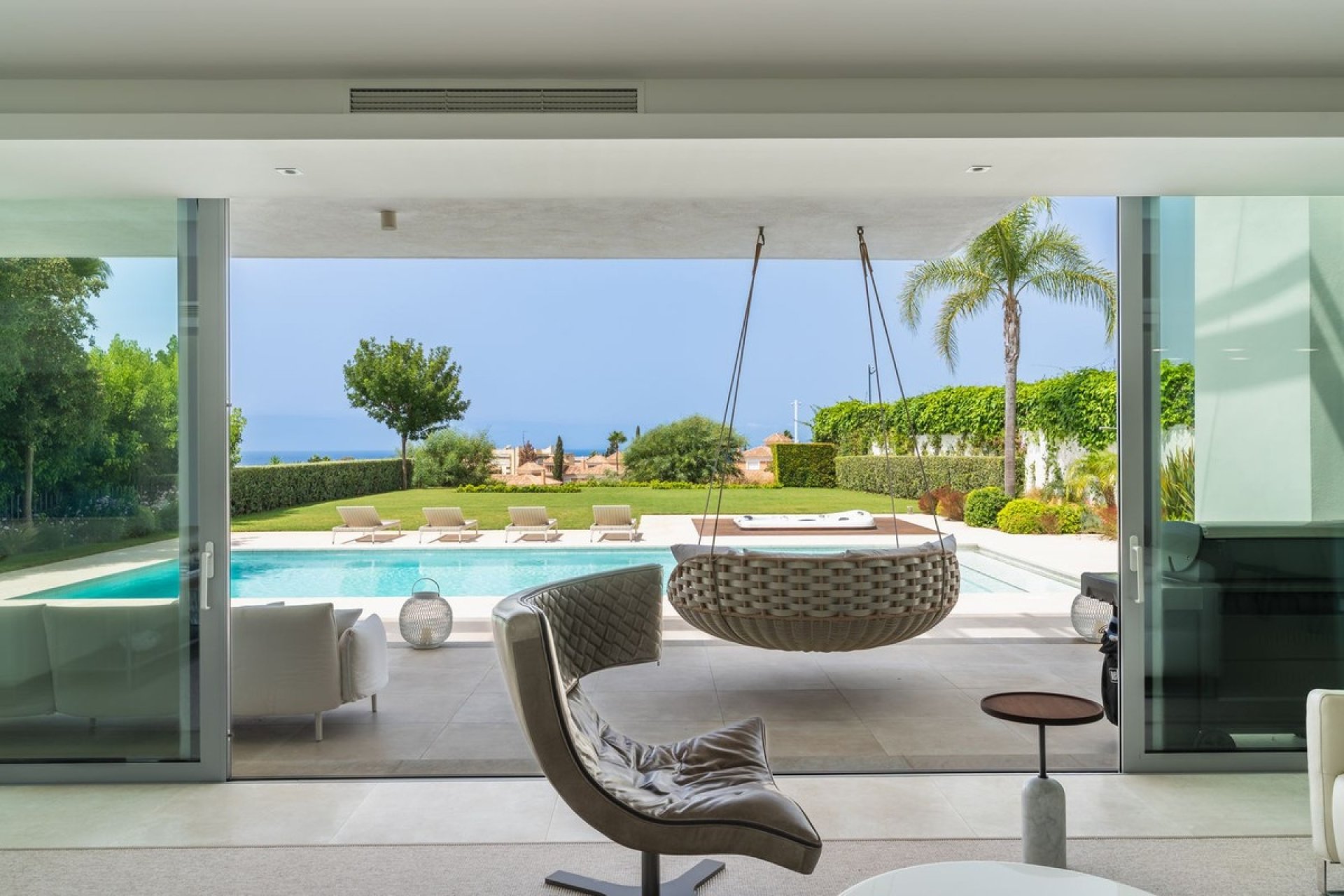Resale - Villa - Marbella - Santa Clara