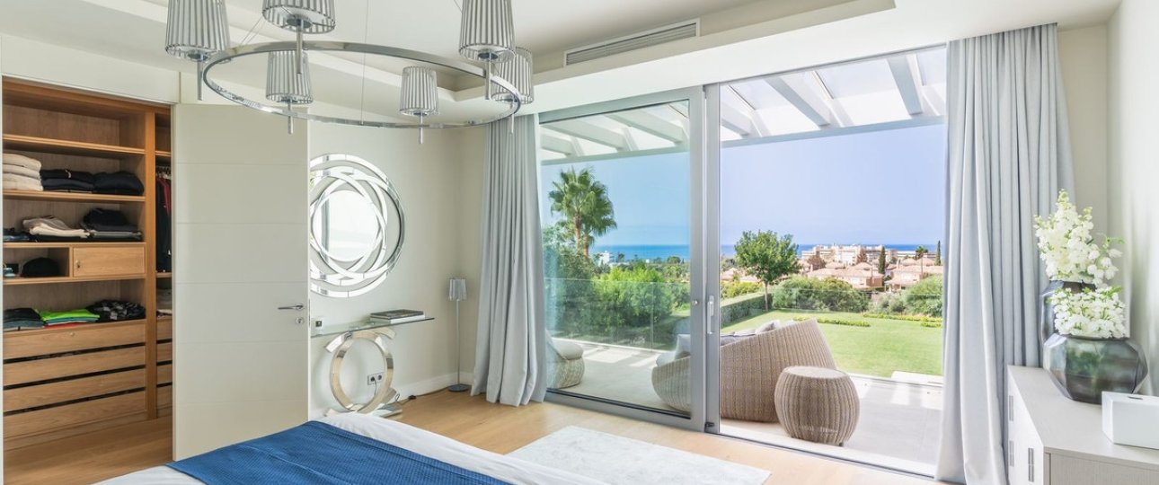 Resale - Villa - Marbella - Santa Clara