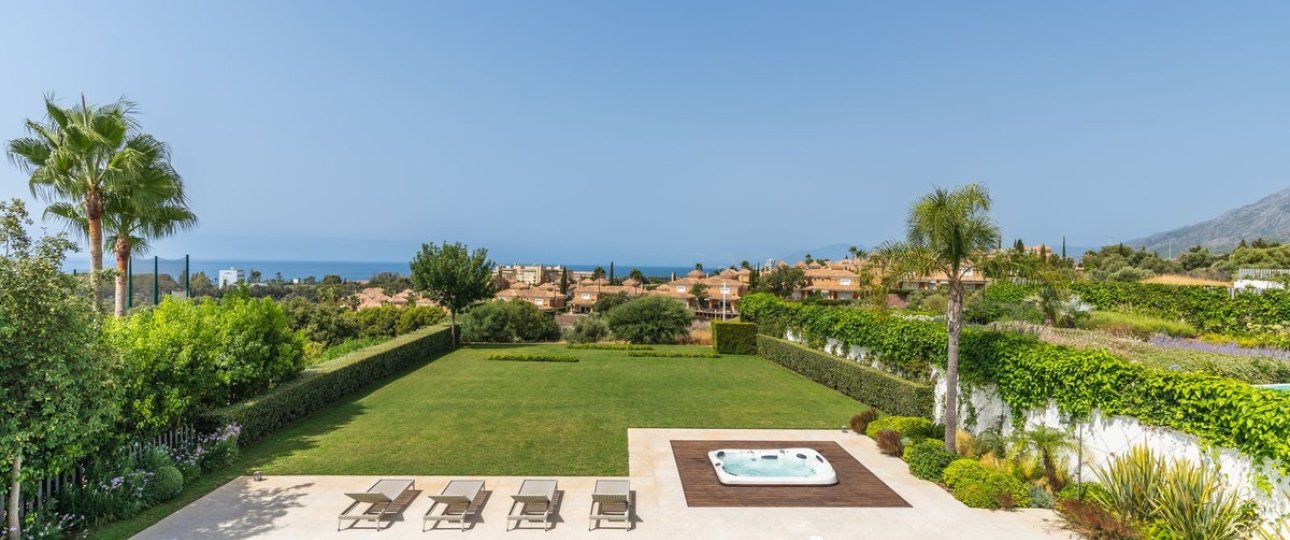 Resale - Villa - Marbella - Santa Clara