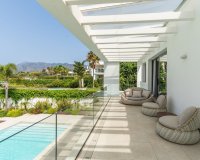 Resale - Villa - Marbella - Santa Clara