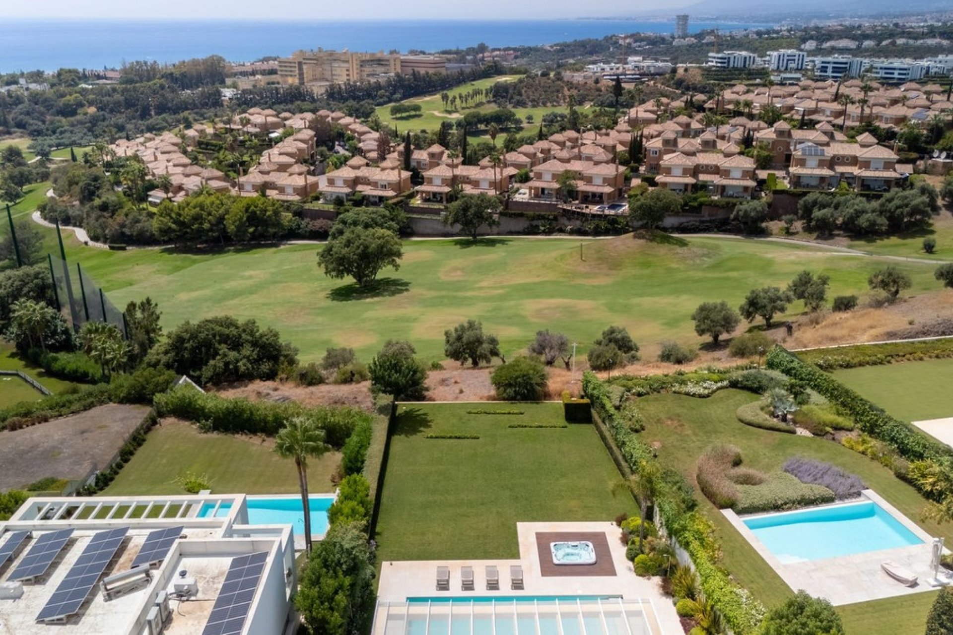 Resale - Villa - Marbella - Santa Clara