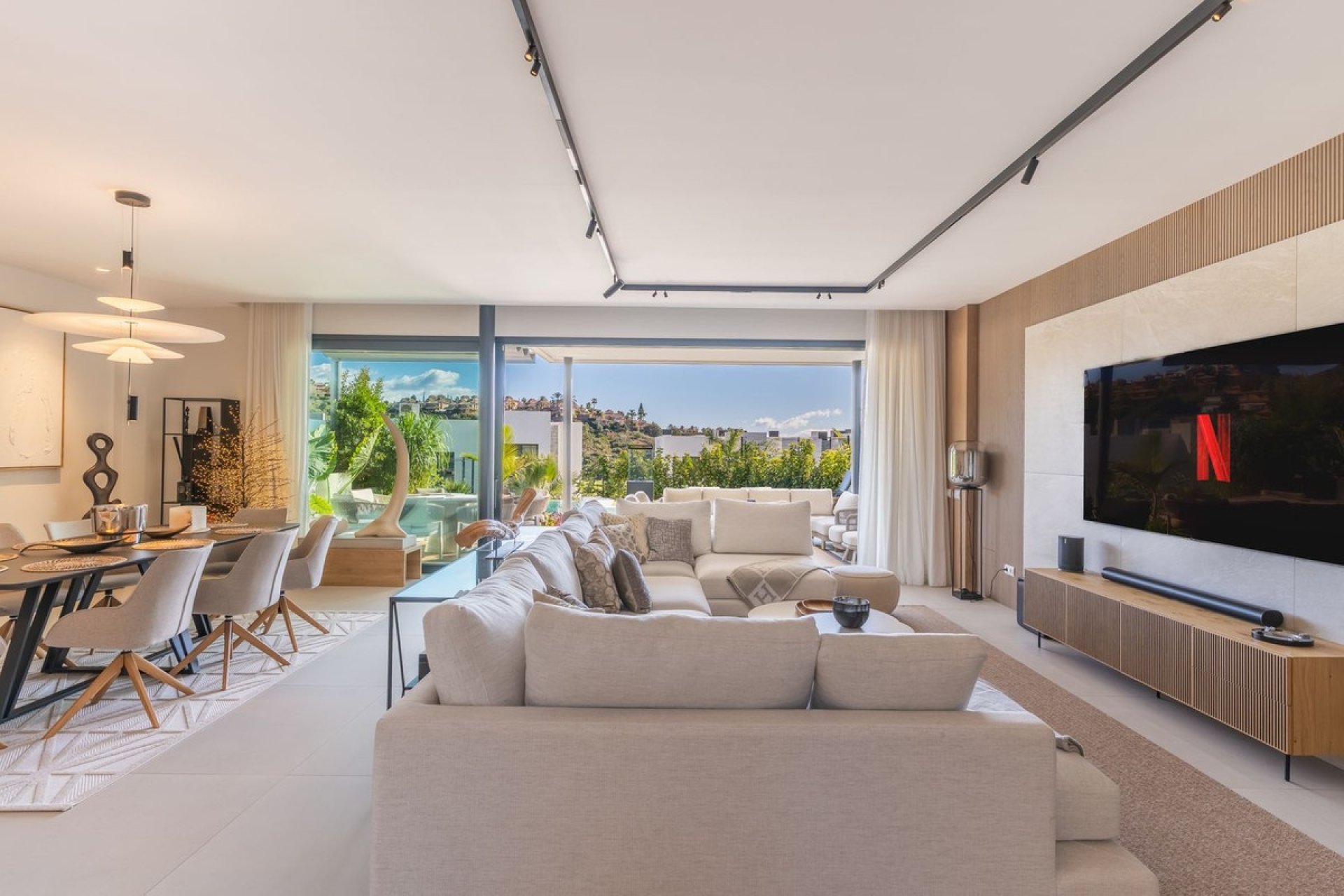 Resale - Villa - Marbella - Santa Clara