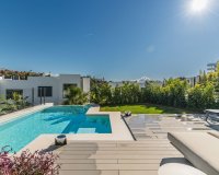 Resale - Villa - Marbella - Santa Clara
