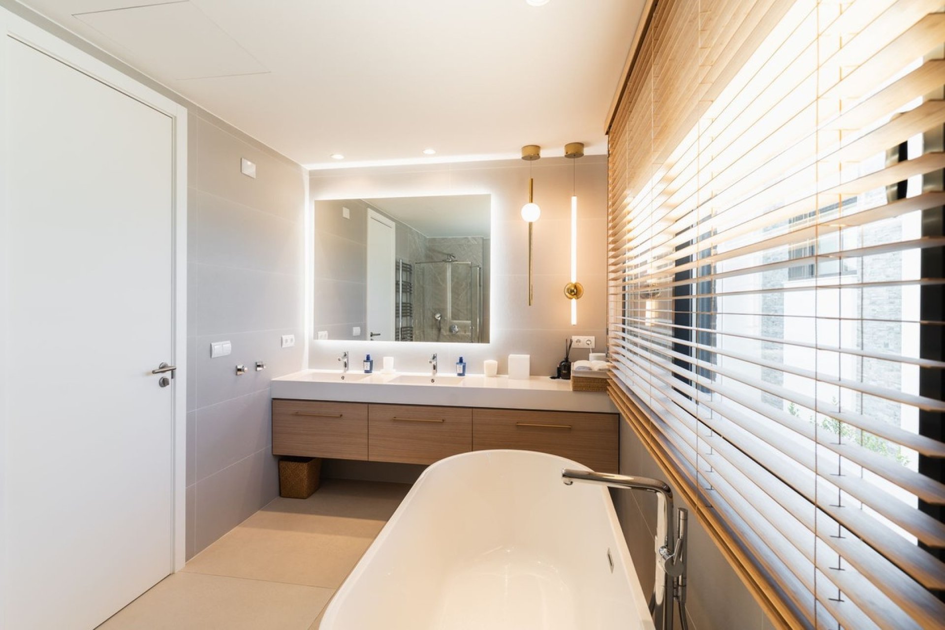 Resale - Villa - Marbella - Santa Clara