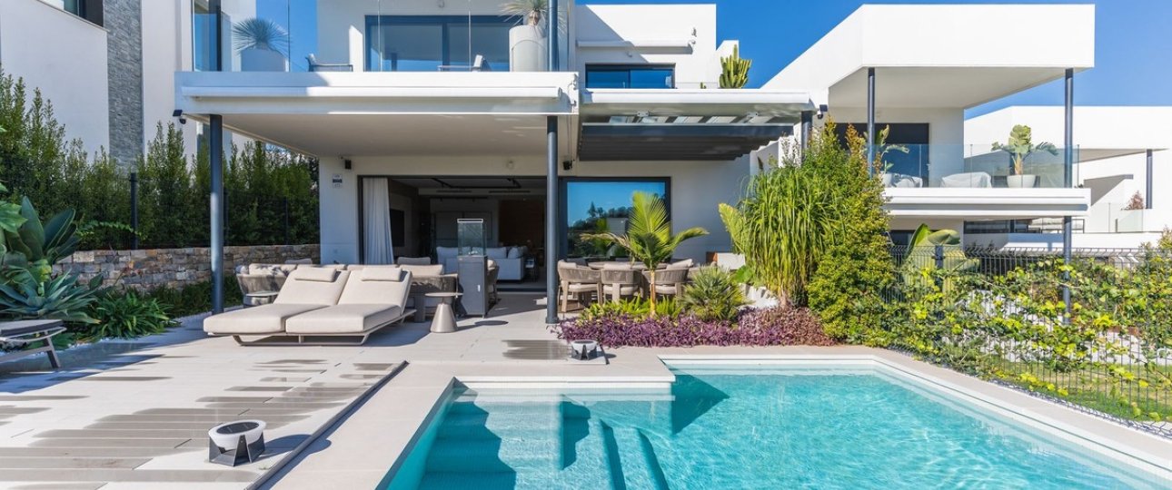 Resale - Villa - Marbella - Santa Clara
