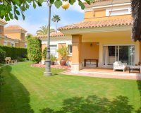 Resale - Villa - Marbella - Santa Clara
