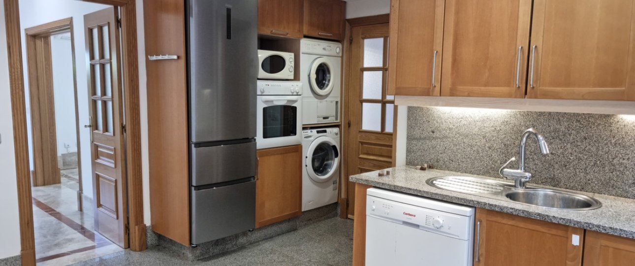 Resale - Villa - Marbella - Santa Clara