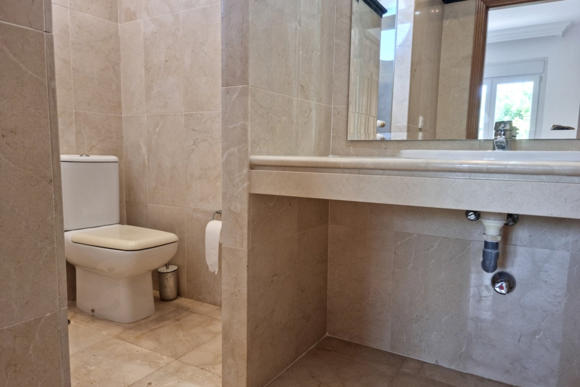Resale - Villa - Marbella - Santa Clara