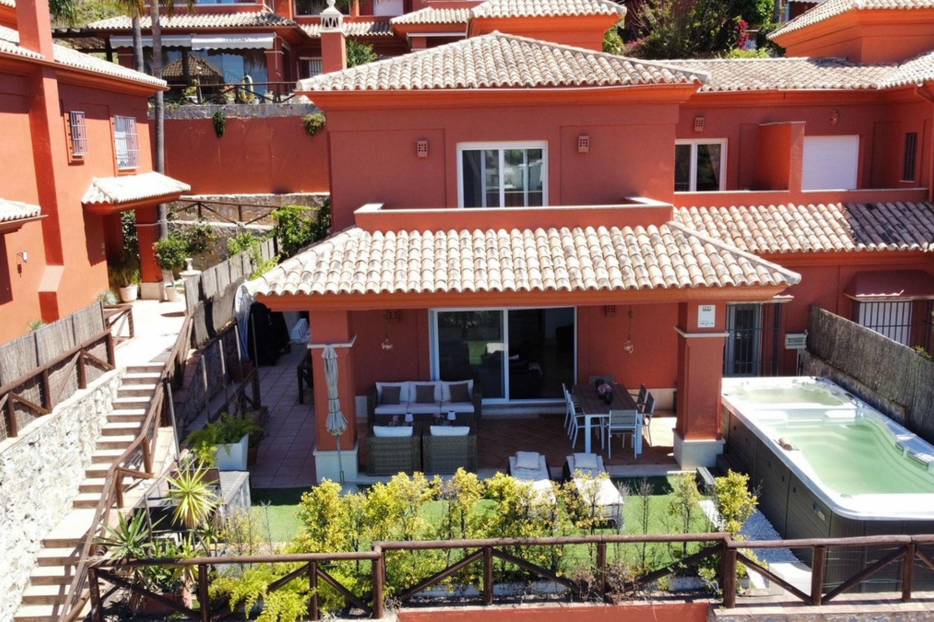Resale - Villa - Marbella - Santa Clara