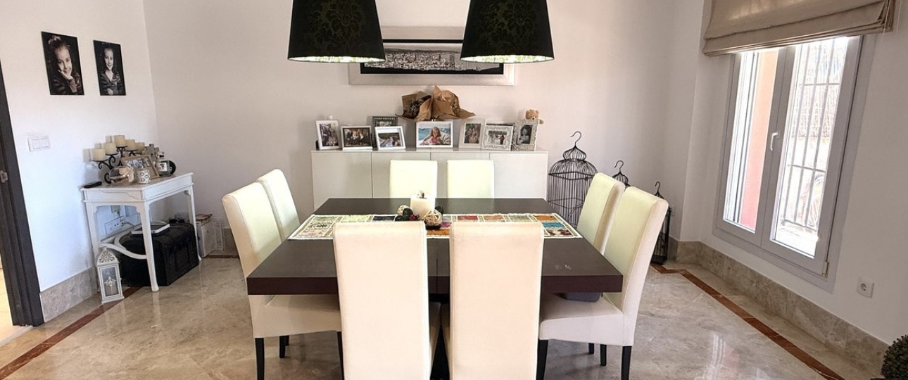 Resale - Villa - Marbella - Santa Clara