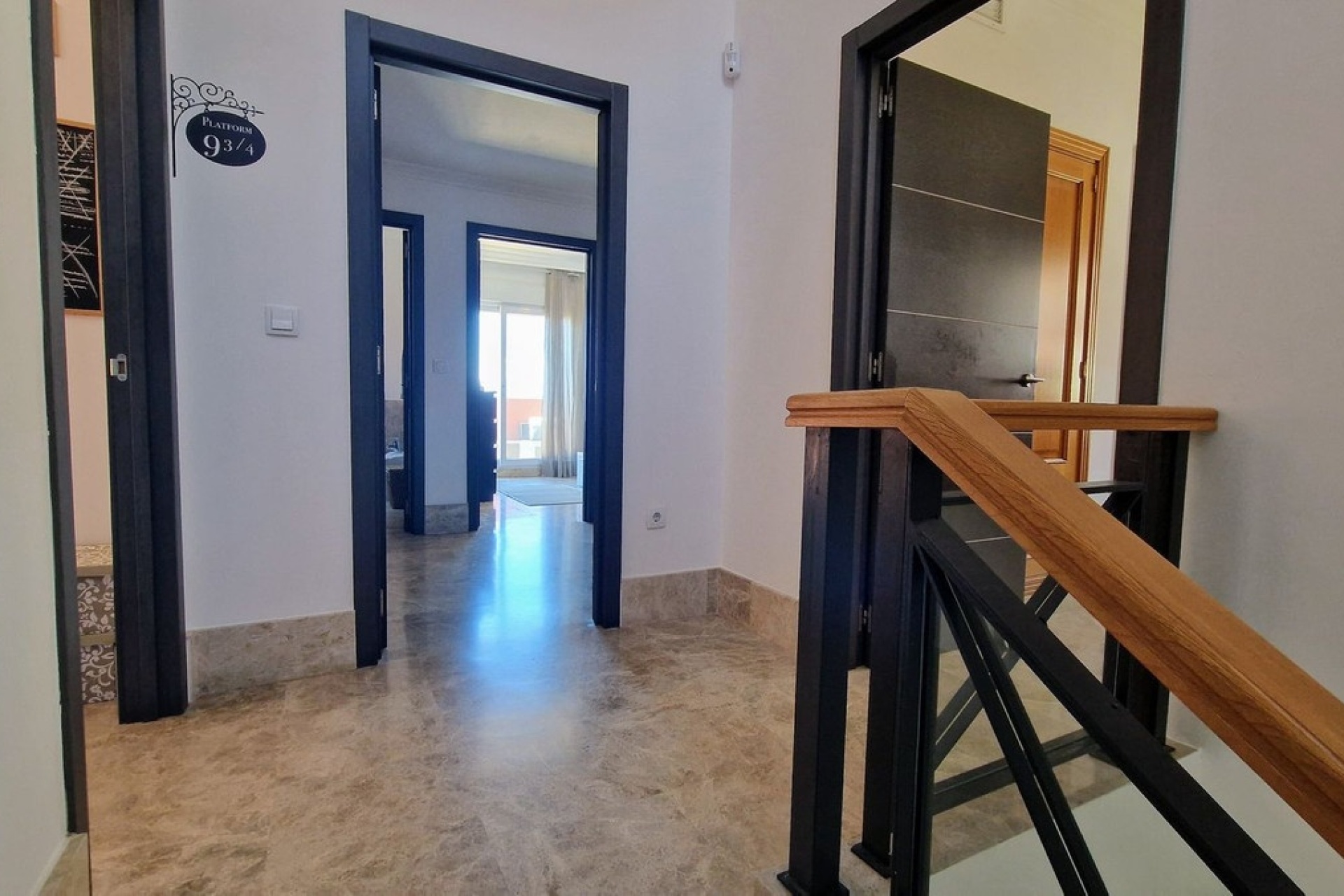 Resale - Villa - Marbella - Santa Clara