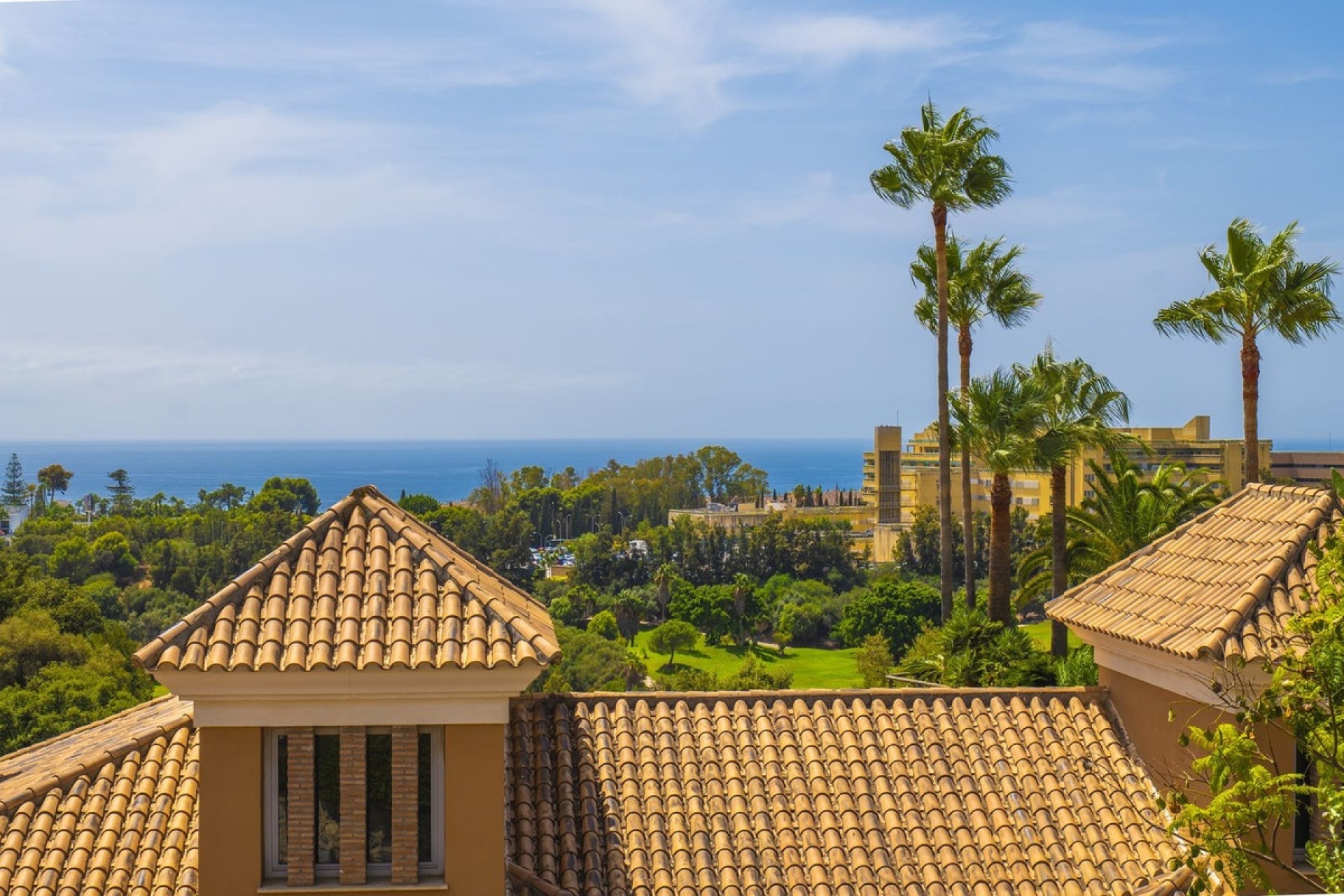 Resale - Villa - Marbella - Santa Clara