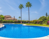 Resale - Villa - Marbella - Santa Clara