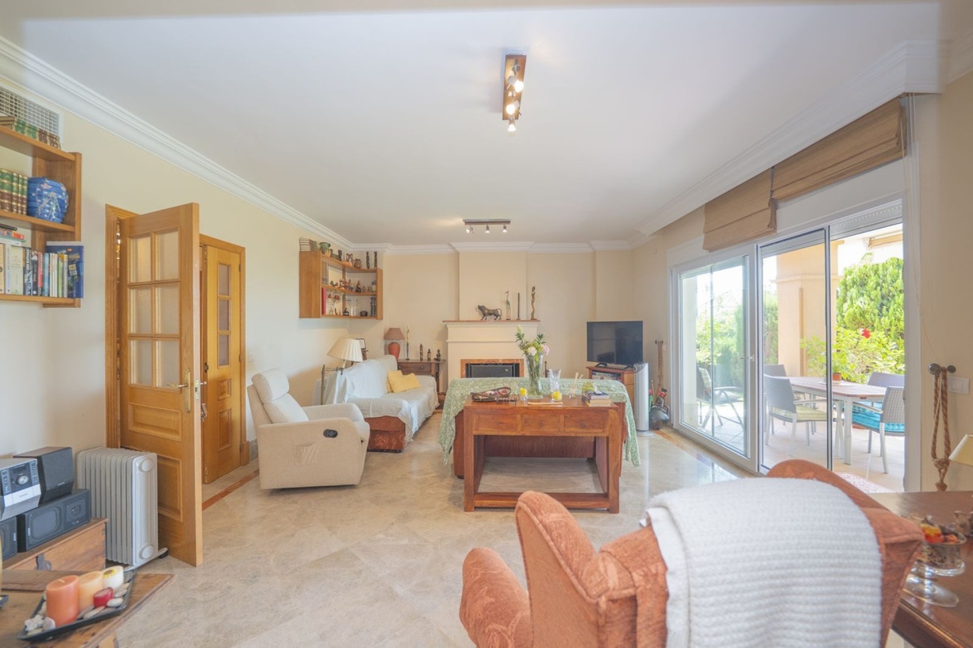 Resale - Villa - Marbella - Santa Clara