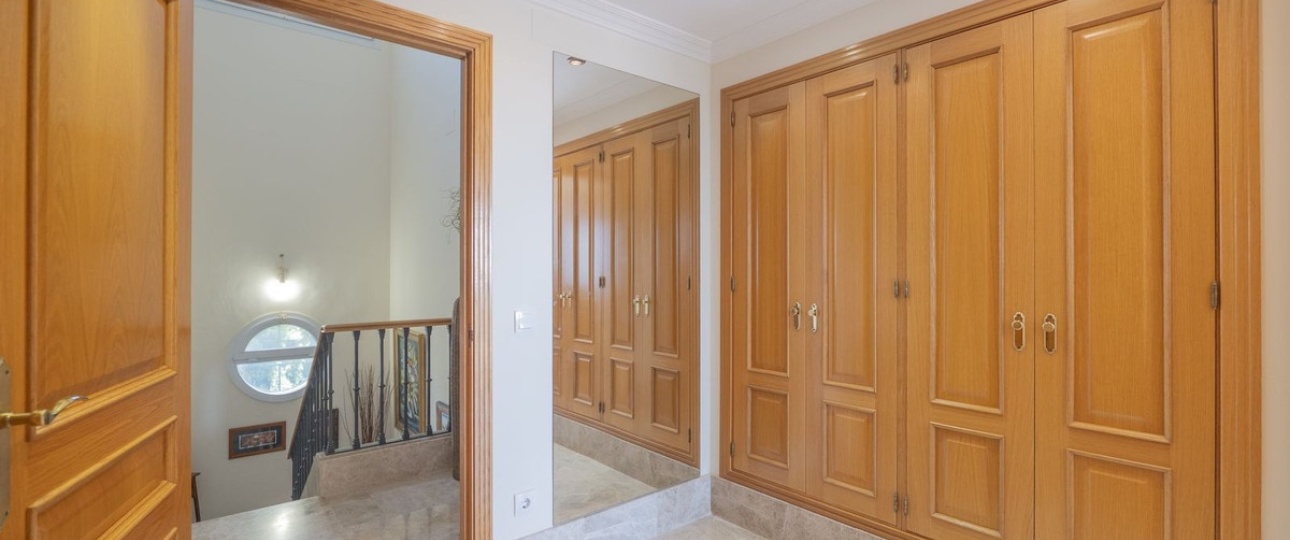 Resale - Villa - Marbella - Santa Clara
