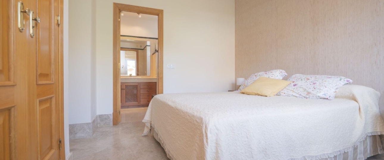 Resale - Villa - Marbella - Santa Clara