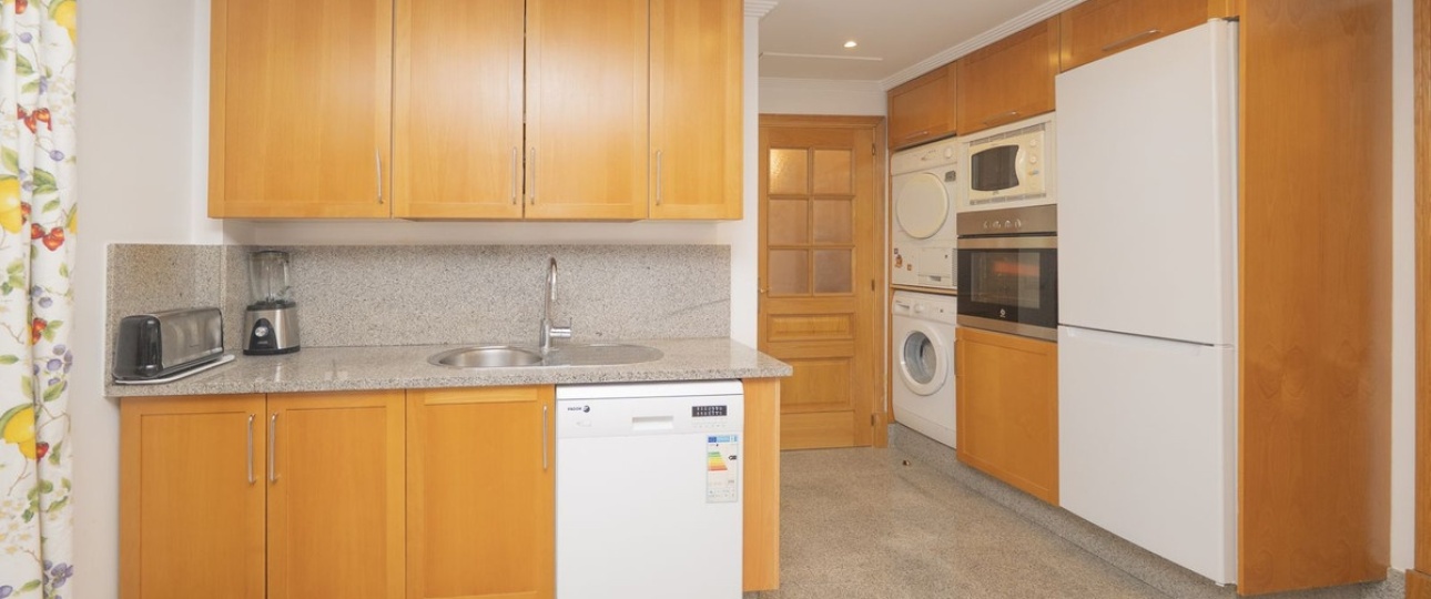 Resale - Villa - Marbella - Santa Clara