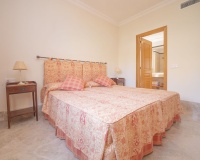 Resale - Villa - Marbella - Santa Clara
