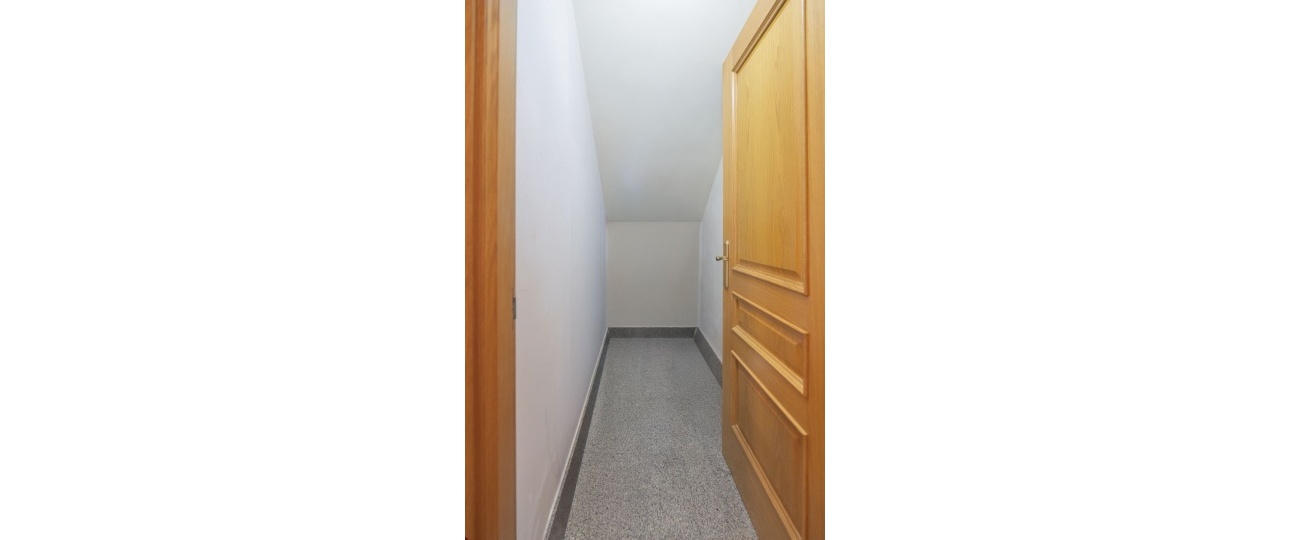 Resale - Villa - Marbella - Santa Clara
