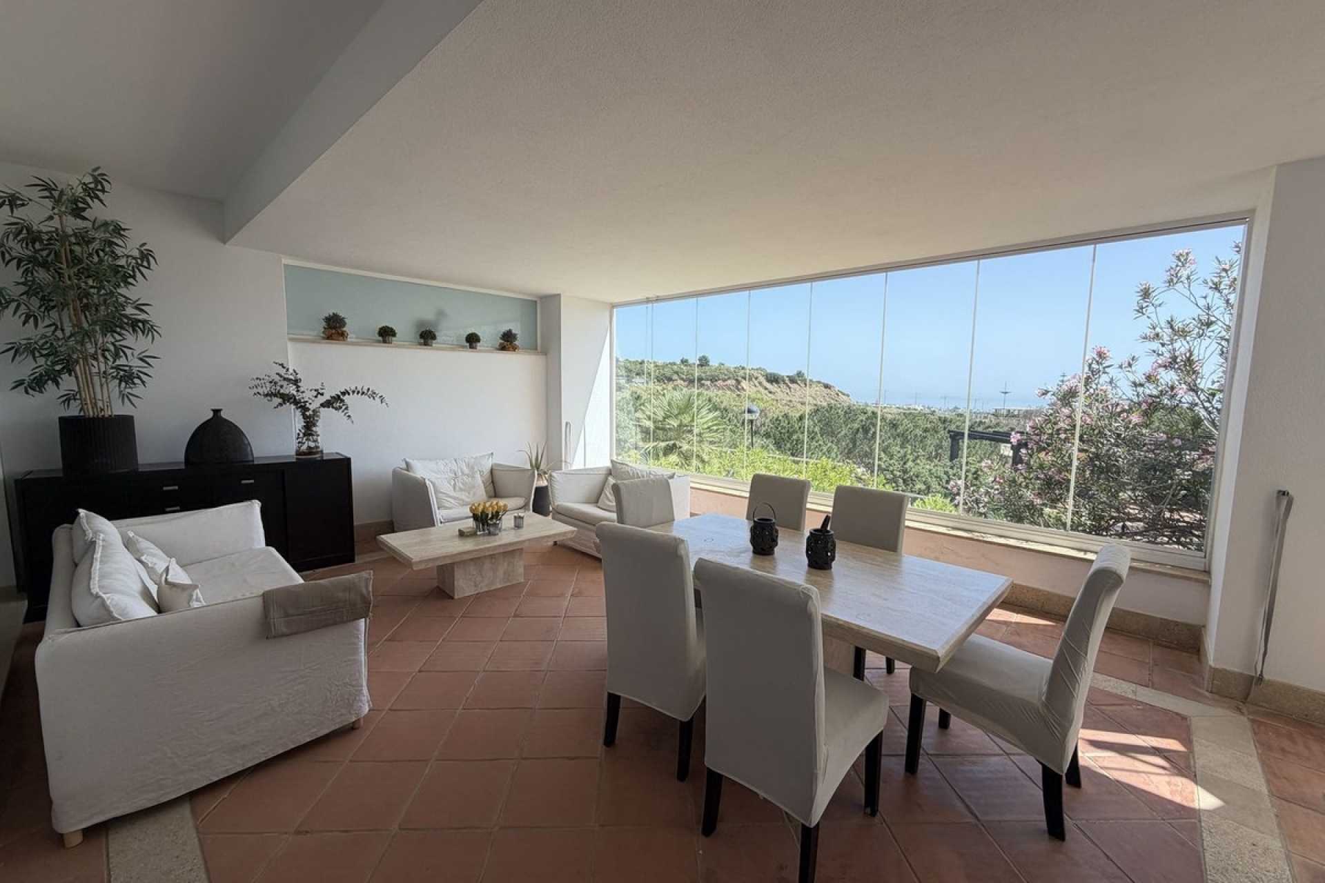 Resale - Villa - Marbella - Santa Clara