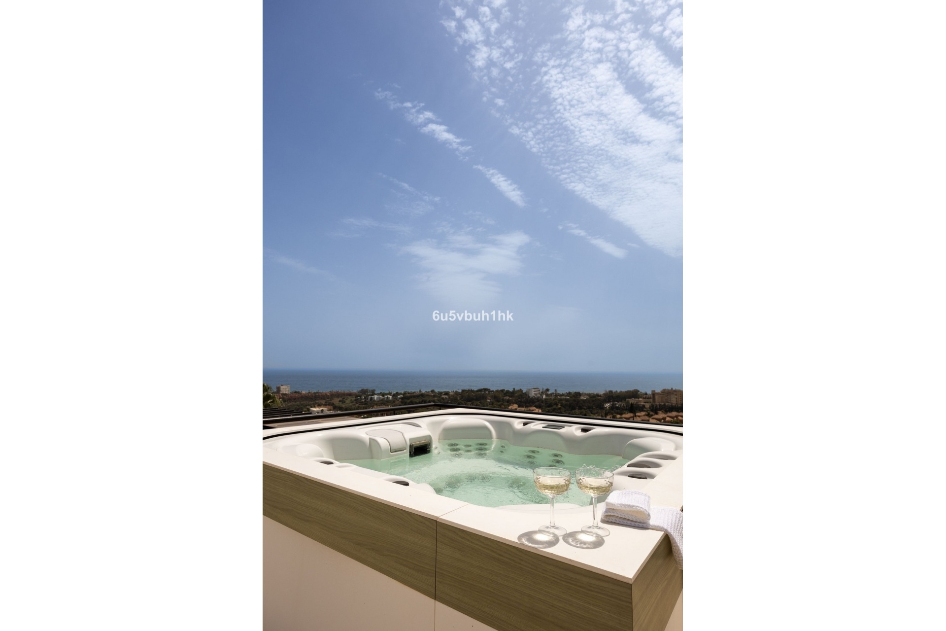 Resale - Villa - Marbella - Santa Clara