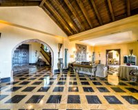 Resale - Villa - Marbella - Sierra Blanca