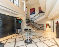 Resale - Villa - Marbella - Sierra Blanca