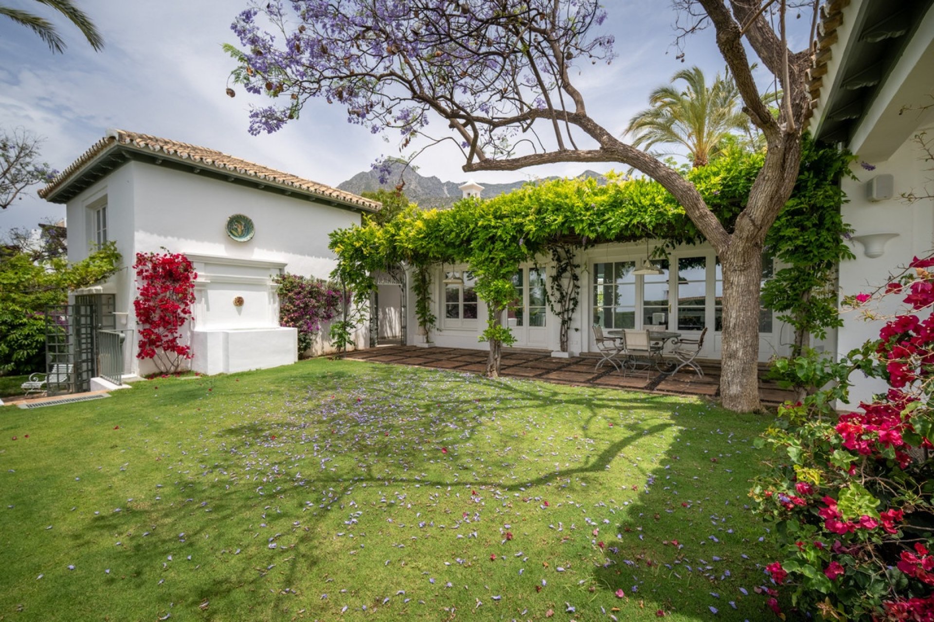 Resale - Villa - Marbella - Sierra Blanca