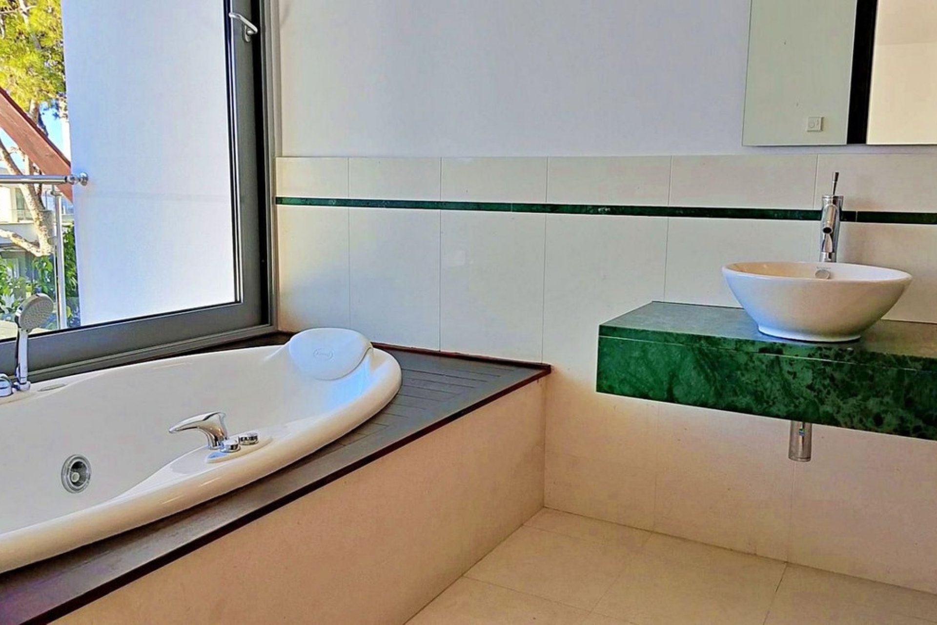 Resale - Villa - Marbella - Sierra Blanca