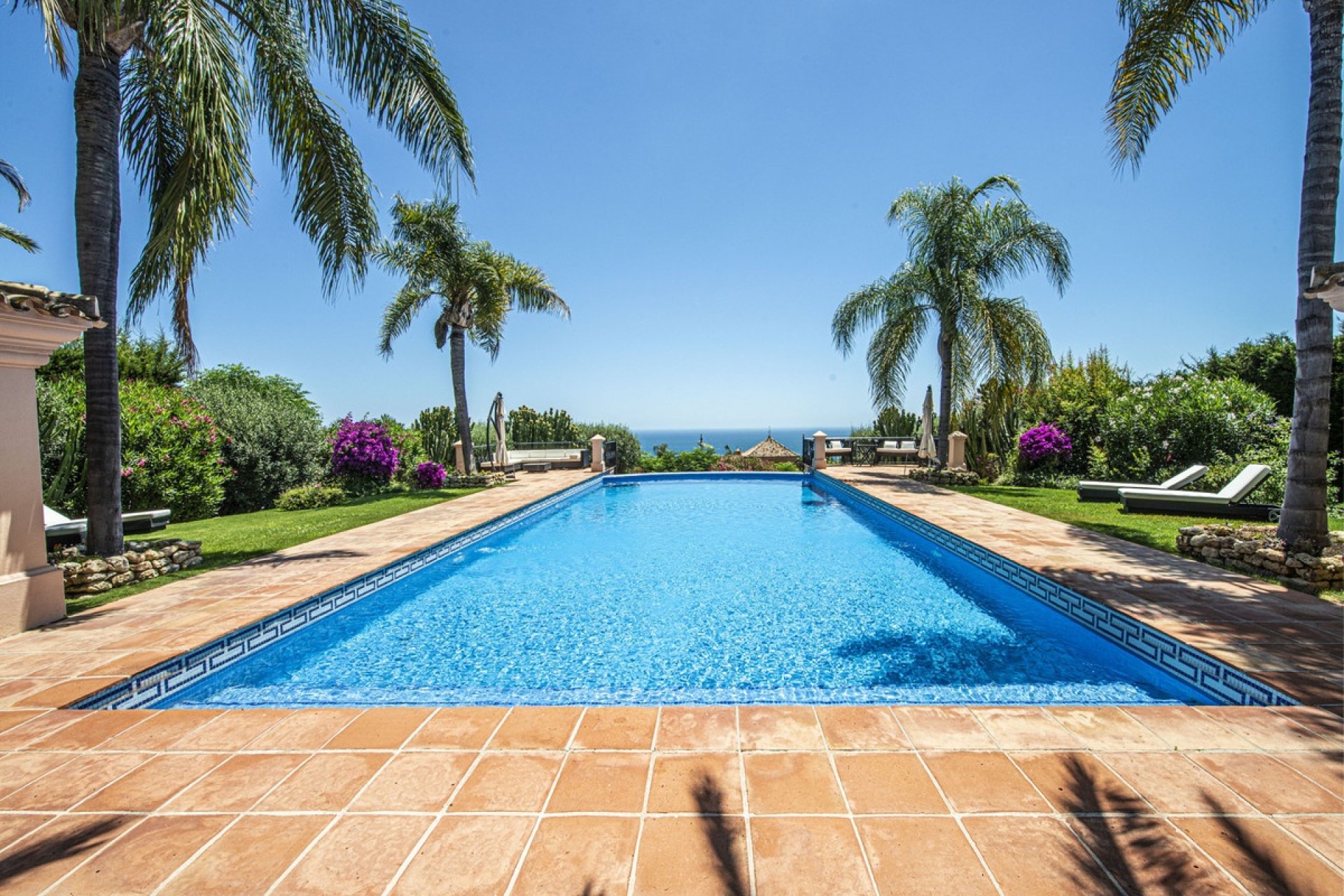 Resale - Villa - Marbella - Sierra Blanca