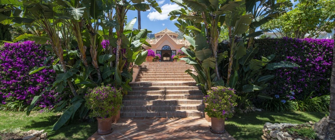 Resale - Villa - Marbella - Sierra Blanca