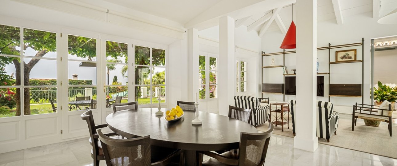 Resale - Villa - Marbella - Sierra Blanca